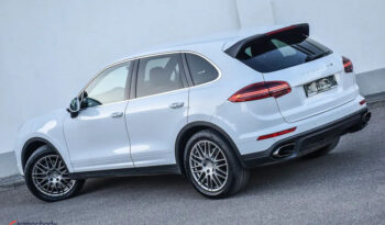 Porsche Cayenne | 4×4 (stały) | Automatyczna | 262 KM | Biały full