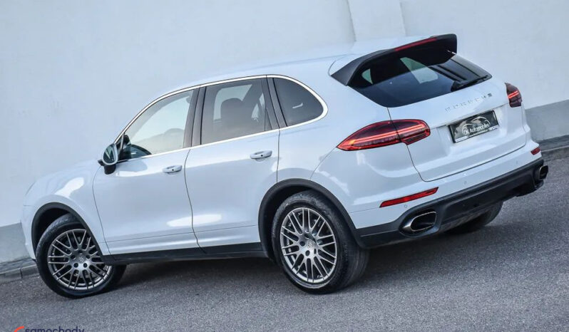 Porsche Cayenne | 4×4 (stały) | Automatyczna | 262 KM | Biały full