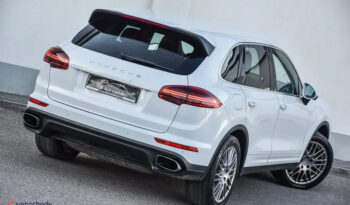 Porsche Cayenne | 4×4 (stały) | Automatyczna | 262 KM | Biały full