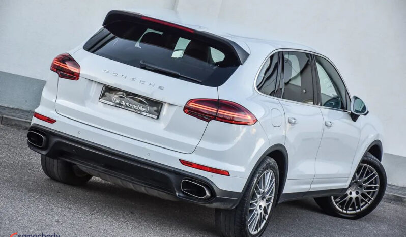Porsche Cayenne | 4×4 (stały) | Automatyczna | 262 KM | Biały full
