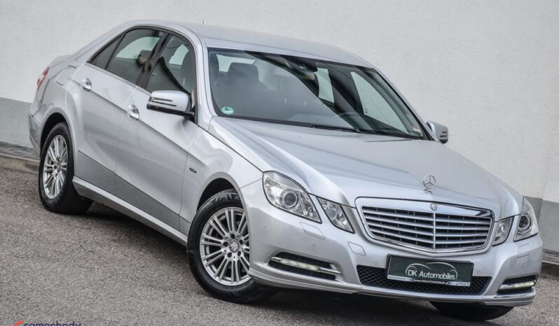 Mercedes-Benz Klasa E | Rwd (Tył) | Automatyczna | 184 Km | Srebrny