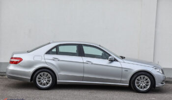 MERCEDES-BENZ Klasa E | RWD (tył) | Automatyczna | 184 KM | Srebrny full