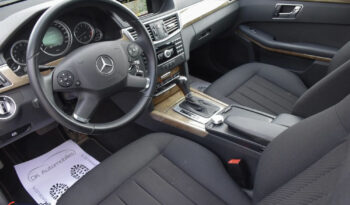 MERCEDES-BENZ Klasa E | RWD (tył) | Automatyczna | 184 KM | Srebrny full
