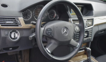 MERCEDES-BENZ Klasa E | RWD (tył) | Automatyczna | 184 KM | Srebrny full