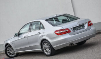 MERCEDES-BENZ Klasa E | RWD (tył) | Automatyczna | 184 KM | Srebrny full