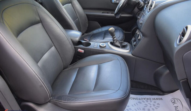 NISSAN Qashqai+2  | 4×4 (doł. ręcznie) | Manualna | 150 KM | Czarny full