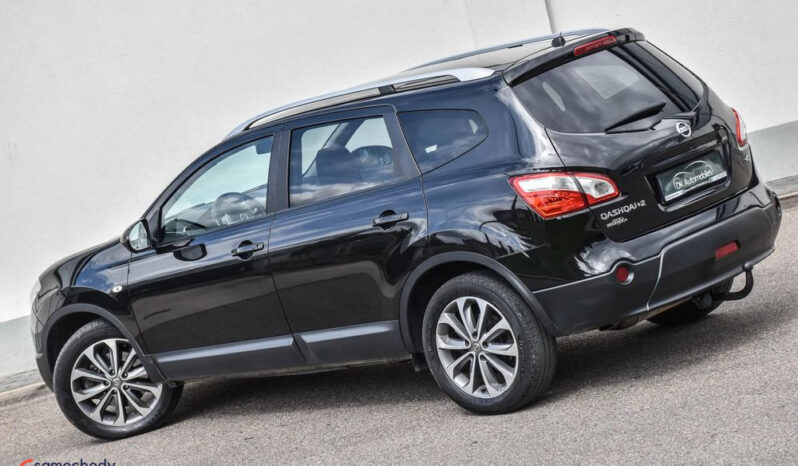 NISSAN Qashqai+2  | 4×4 (doł. ręcznie) | Manualna | 150 KM | Czarny full