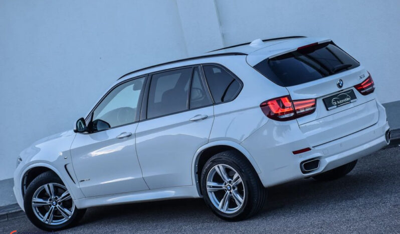 BMW X5  | 4×4 (doł. automatycznie) | Automatyczna | 231 KM | Biały full
