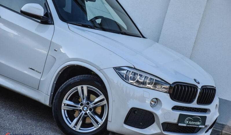 BMW X5  | 4×4 (doł. automatycznie) | Automatyczna | 231 KM | Biały full