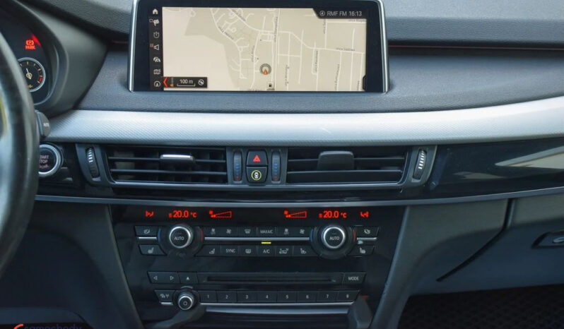 BMW X5  | 4×4 (doł. automatycznie) | Automatyczna | 231 KM | Biały full