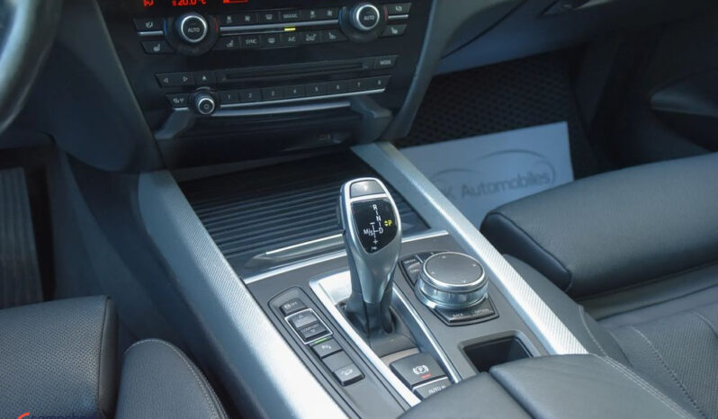 BMW X5  | 4×4 (doł. automatycznie) | Automatyczna | 231 KM | Biały full