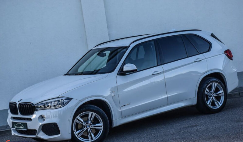 BMW X5  | 4×4 (doł. automatycznie) | Automatyczna | 231 KM | Biały full