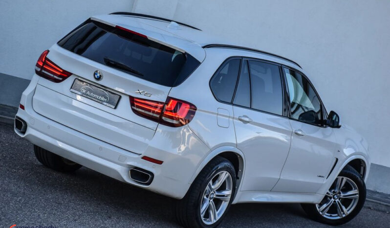 BMW X5  | 4×4 (doł. automatycznie) | Automatyczna | 231 KM | Biały full