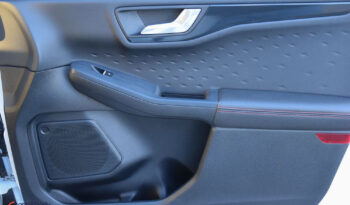 FORD Kuga  | 4×4 (stały) | Automatyczna | 190 KM | Biały full