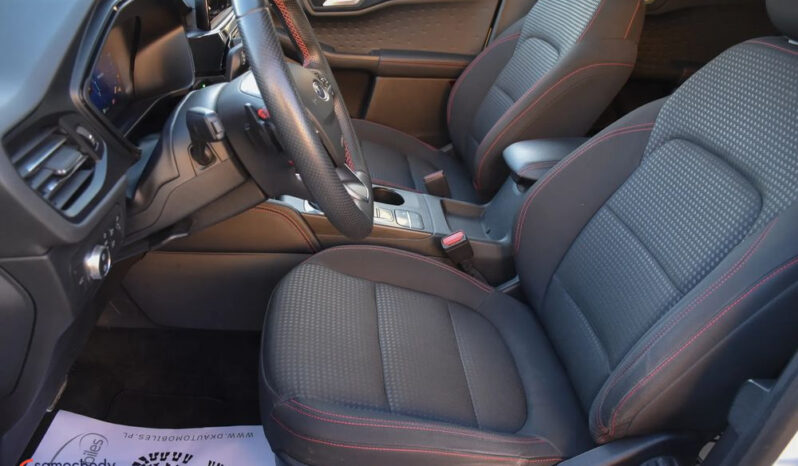 FORD Kuga  | 4×4 (stały) | Automatyczna | 190 KM | Biały full