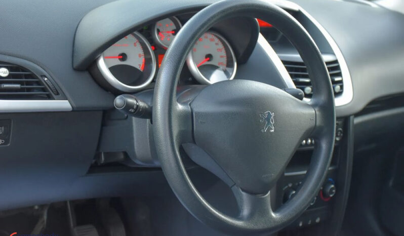 PEUGEOT 207  | FWD (przód) | Manualna | 98 KM | Niebieski full