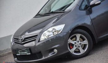 TOYOTA Auris  | FWD (przód) | Manualna | 126 KM | Szary full