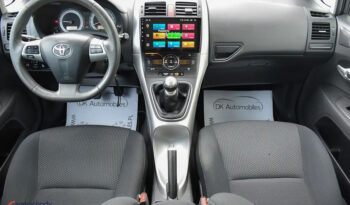 TOYOTA Auris  | FWD (przód) | Manualna | 126 KM | Szary full