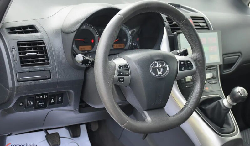 TOYOTA Auris  | FWD (przód) | Manualna | 126 KM | Szary full