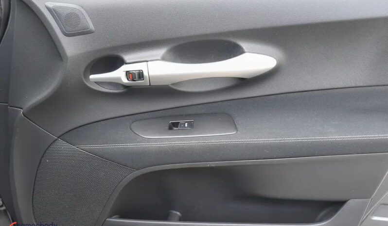 TOYOTA Auris  | FWD (przód) | Manualna | 126 KM | Szary full
