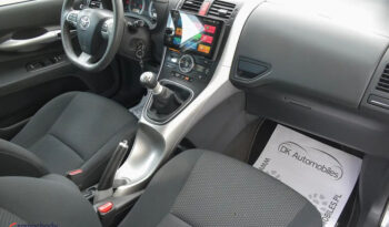 TOYOTA Auris  | FWD (przód) | Manualna | 126 KM | Szary full