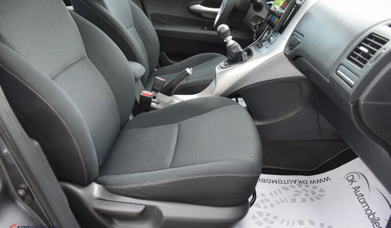 TOYOTA Auris  | FWD (przód) | Manualna | 126 KM | Szary full