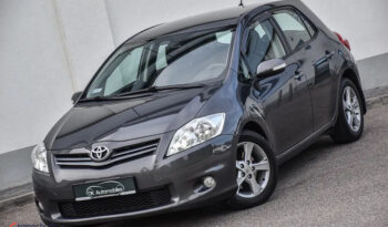 TOYOTA Auris  | FWD (przód) | Manualna | 126 KM | Szary full