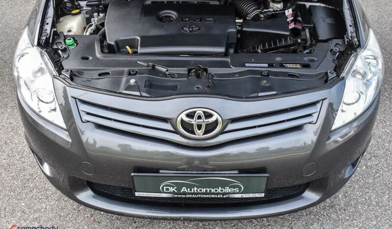 TOYOTA Auris  | FWD (przód) | Manualna | 126 KM | Szary full