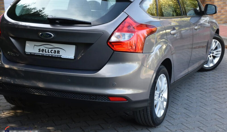 FORD Focus  | FWD (przód) | Manualna | 95 KM | Brązowy full