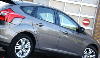 FORD Focus  | FWD (przód) | Manualna | 95 KM | Brązowy full
