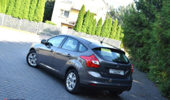 FORD Focus  | FWD (przód) | Manualna | 95 KM | Brązowy full