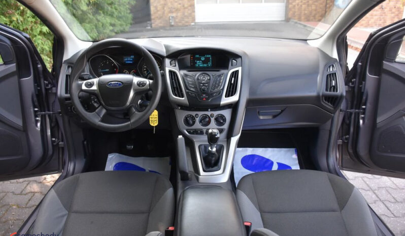 FORD Focus  | FWD (przód) | Manualna | 95 KM | Brązowy full