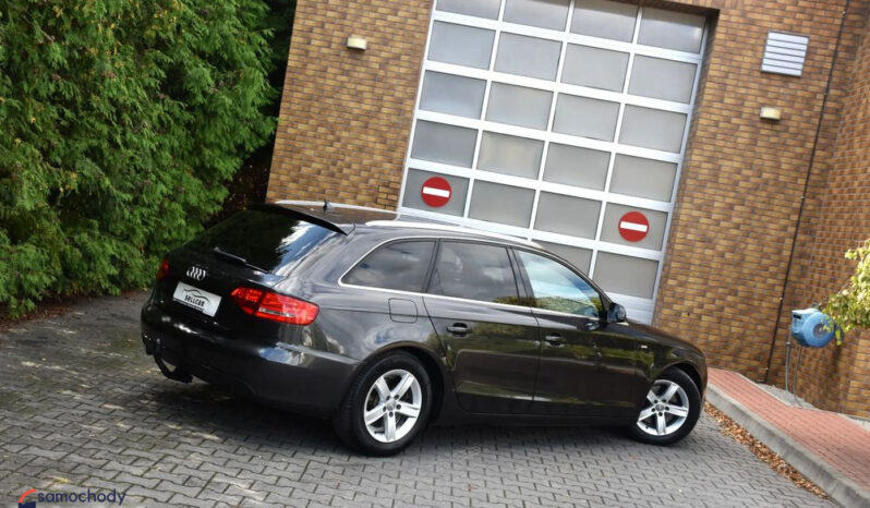 AUDI A4  | FWD (przód) | Manualna | 136 KM | Brązowy full