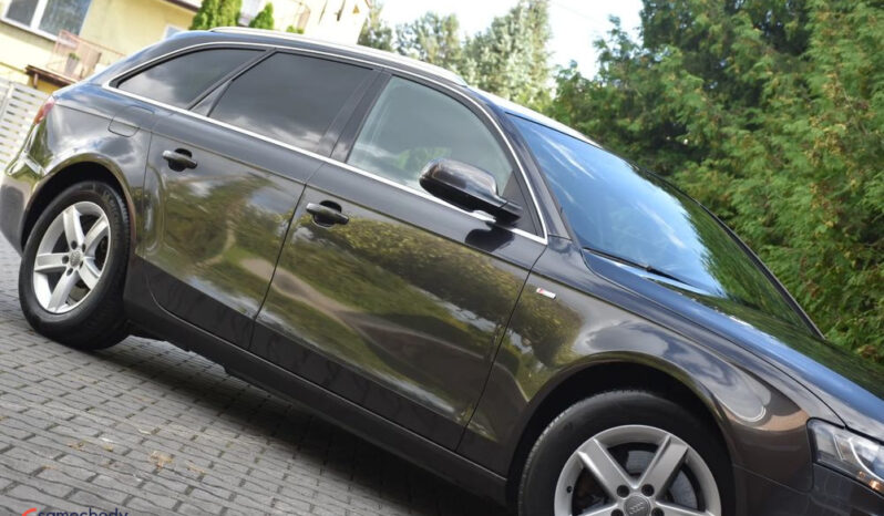 AUDI A4  | FWD (przód) | Manualna | 136 KM | Brązowy full