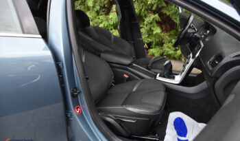 VOLVO V40  | FWD (przód) | Manualna | 115 KM | Niebieski full