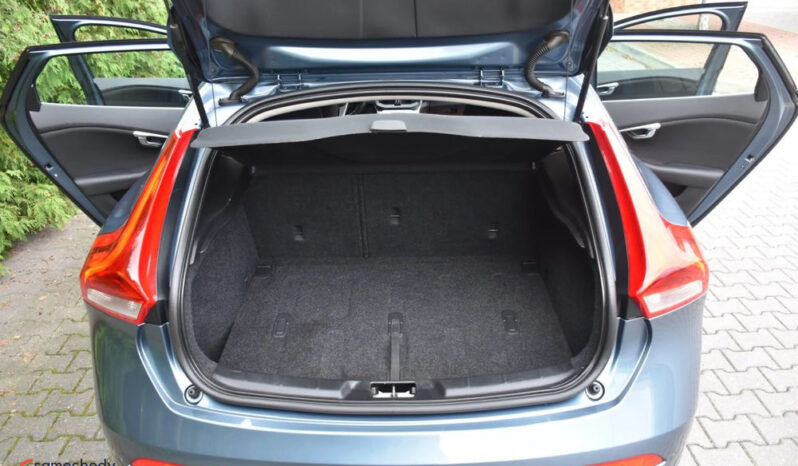 VOLVO V40  | FWD (przód) | Manualna | 115 KM | Niebieski full