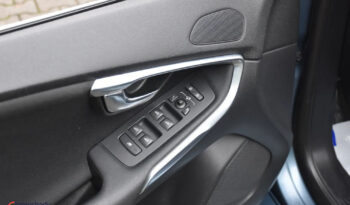 VOLVO V40  | FWD (przód) | Manualna | 115 KM | Niebieski full