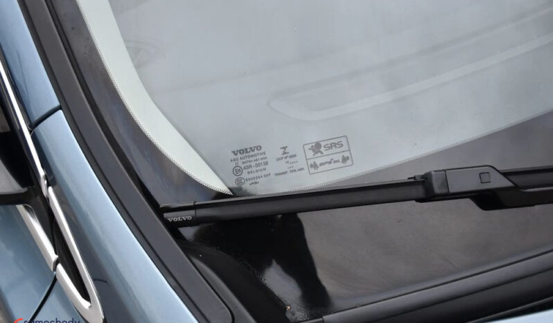 VOLVO V40  | FWD (przód) | Manualna | 115 KM | Niebieski full