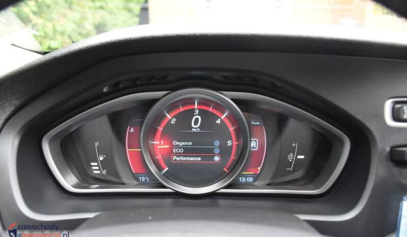 VOLVO V40  | FWD (przód) | Manualna | 115 KM | Niebieski full