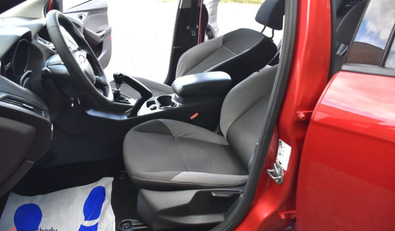 FORD Focus  | FWD (przód) | Manualna | 115 KM | Czerwony full