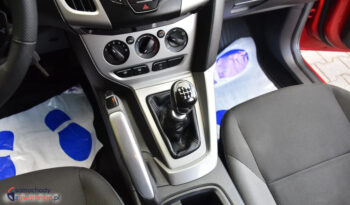 FORD Focus  | FWD (przód) | Manualna | 115 KM | Czerwony full