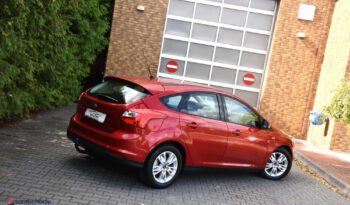 FORD Focus  | FWD (przód) | Manualna | 115 KM | Czerwony full