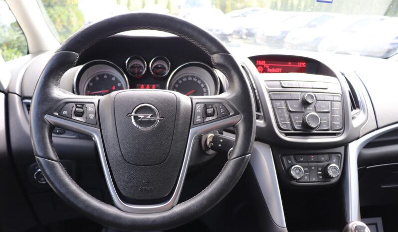 OPEL Zafira  | 2015 | 140 KM | 1364cm3 | Czarny full