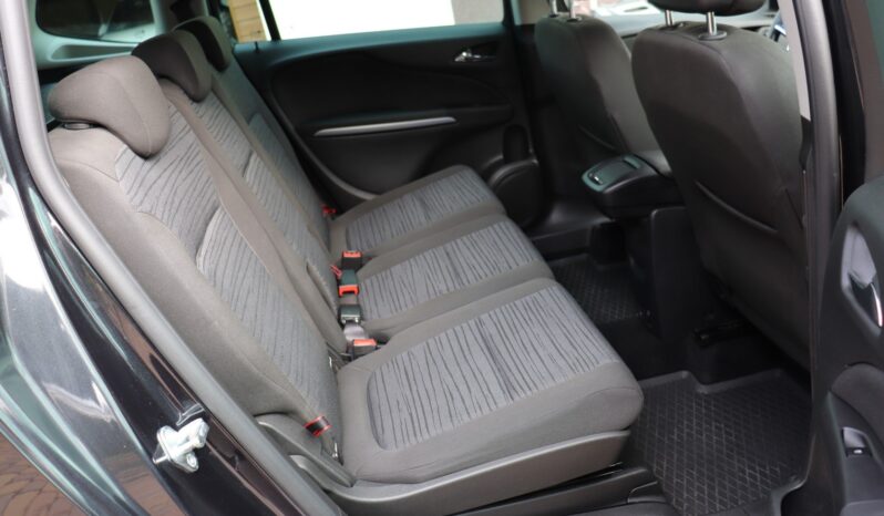 OPEL Zafira  | 2015 | 140 KM | 1364cm3 | Czarny full