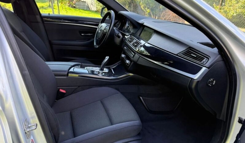 BMW Seria 5 | 4×4 (stały) | Automatyczna | 245 KM | Srebrny full
