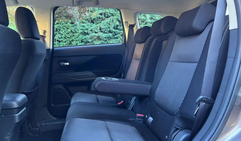 MITSUBISHI Outlander  | FWD (przód) | Automatyczna | 150 KM | Brązowy full