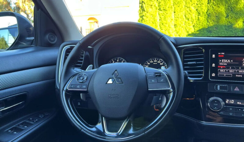 MITSUBISHI Outlander  | FWD (przód) | Automatyczna | 150 KM | Brązowy full