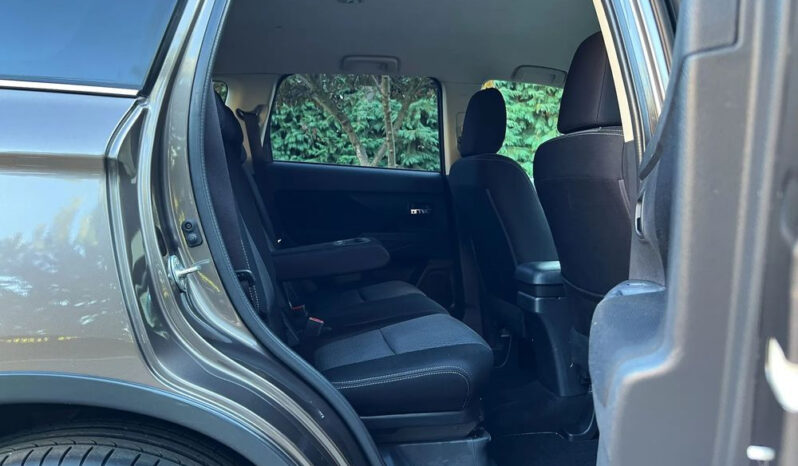 MITSUBISHI Outlander  | FWD (przód) | Automatyczna | 150 KM | Brązowy full