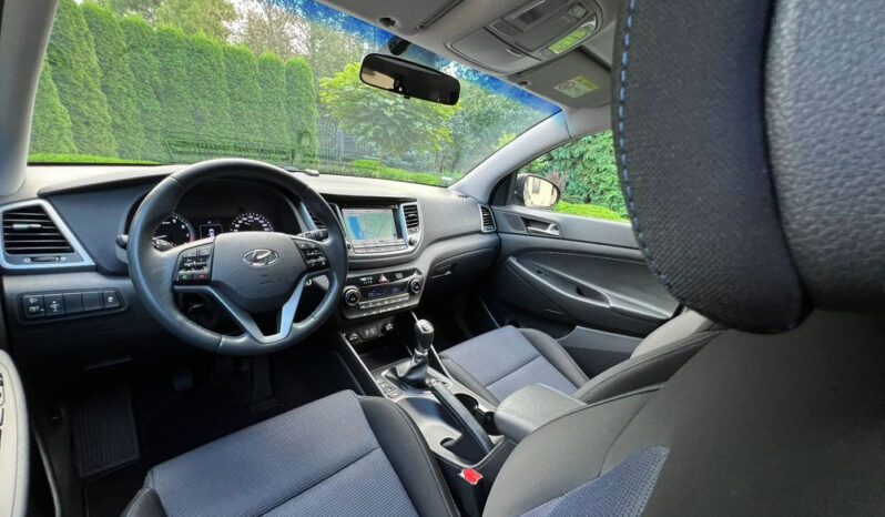 HYUNDAI Tucson  | FWD (przód) | Manualna | 132 KM | Czarny full