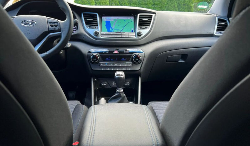 HYUNDAI Tucson  | FWD (przód) | Manualna | 132 KM | Czarny full